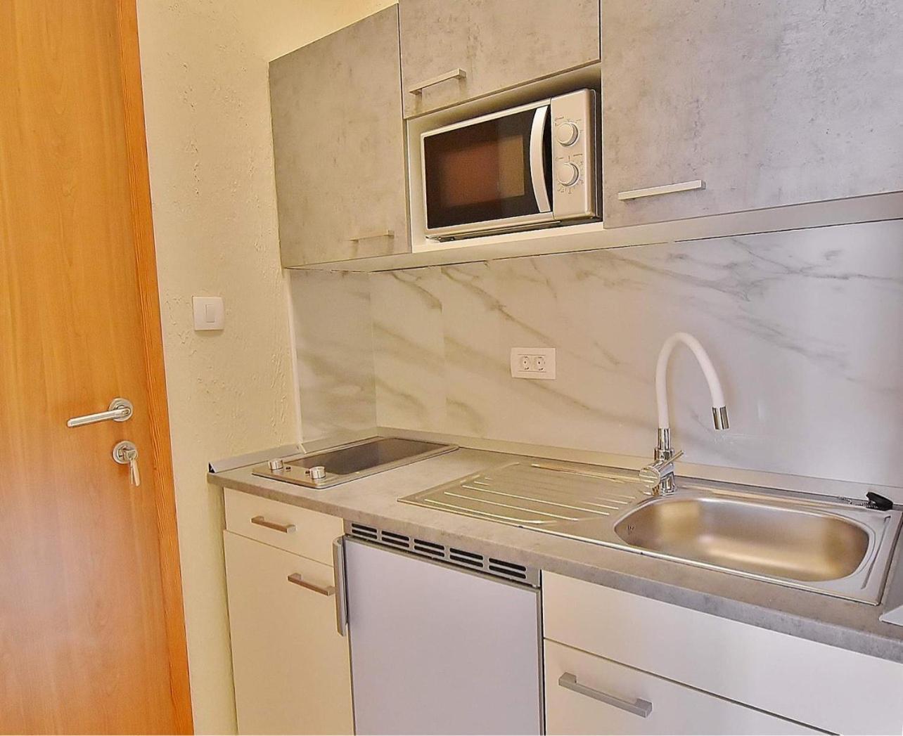 ראב Guest House Sandra מראה חיצוני תמונה