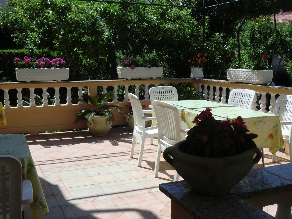 ראב Guest House Sandra מראה חיצוני תמונה