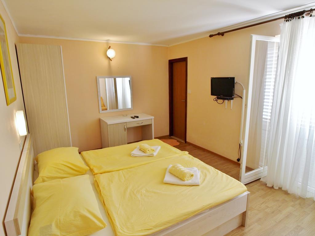 ראב Guest House Sandra מראה חיצוני תמונה
