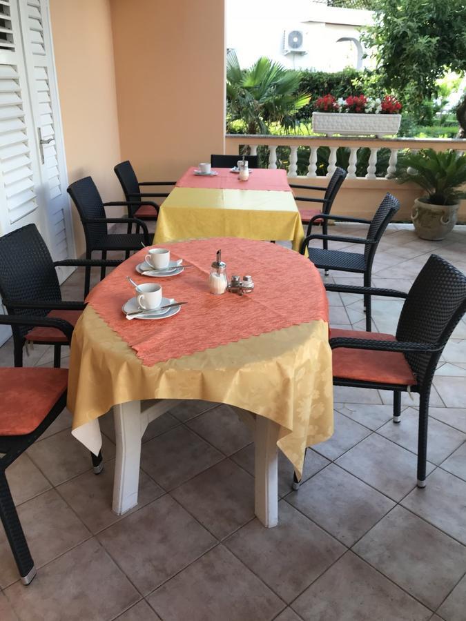 ראב Guest House Sandra מראה חיצוני תמונה